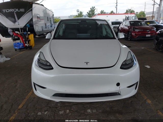 Tesla 2022 2022 7SAYGDEE6NF345426 Image 12