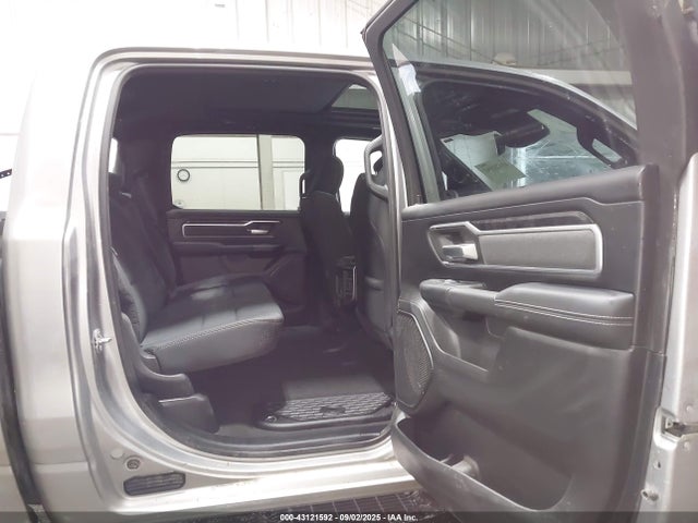 RAM 1500 2022 1C6SRFMT1NN428120 Image 8