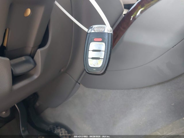 2012 AUDI A4 WAUEFAFL5CN006263 Photo 10