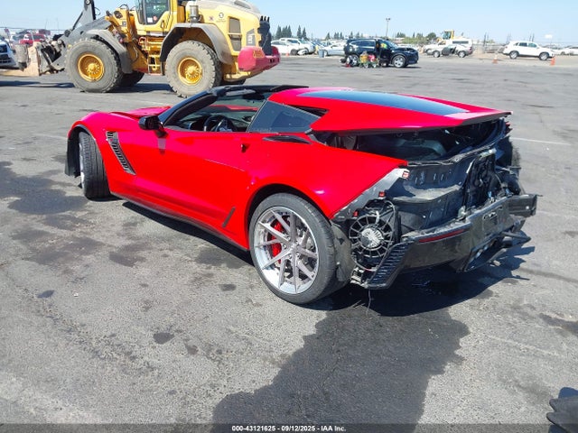 2015 CHEVROLET CORVETTE 1G1YU2D69F5607570 Photo 2
