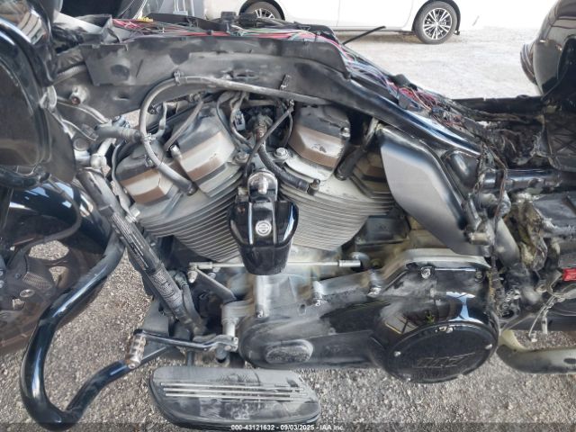 2022 HARLEY-DAVIDSON FLTRXST 1HD1ACL23NB673780 Photo 8
