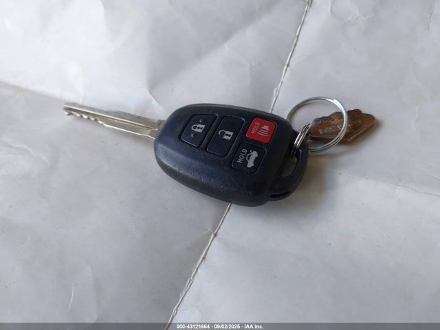 4T1BF1FK1HU442520 Toyota 2ar-fe