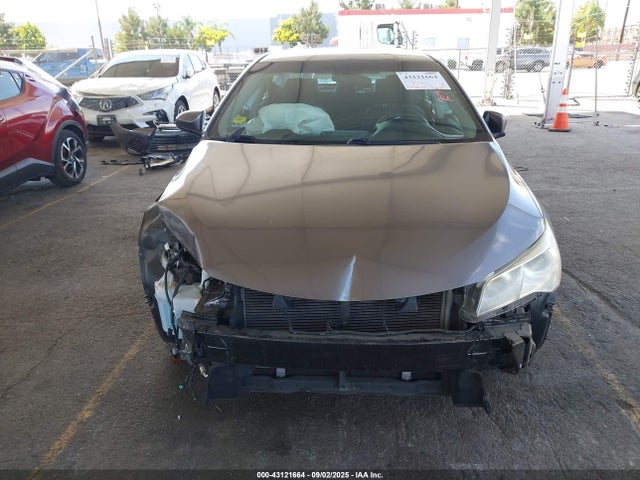 4T1BF1FK1HU442520 Toyota 2ar-fe