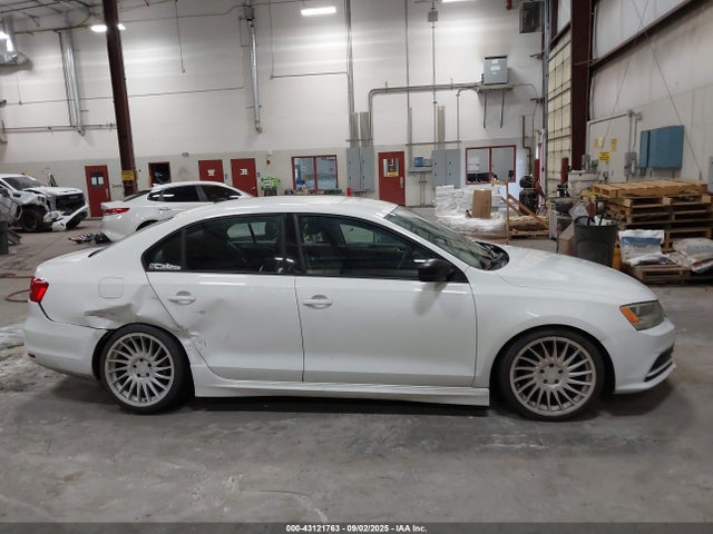 3VWD17AJ3FM296049 Volkswagen 1.8t
