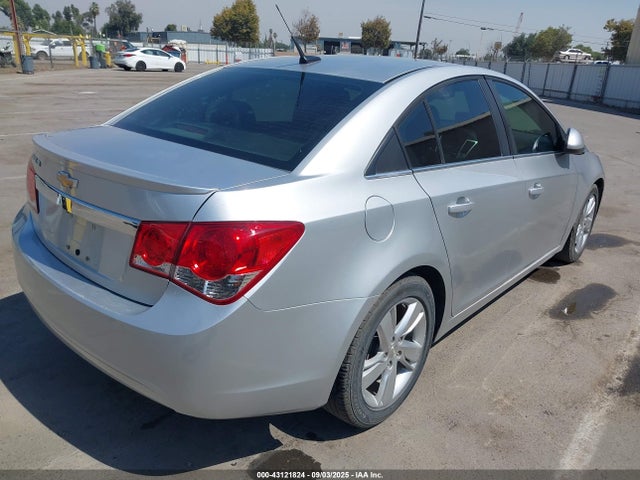 1G1P75SZ7E7166767 Chevrolet luz