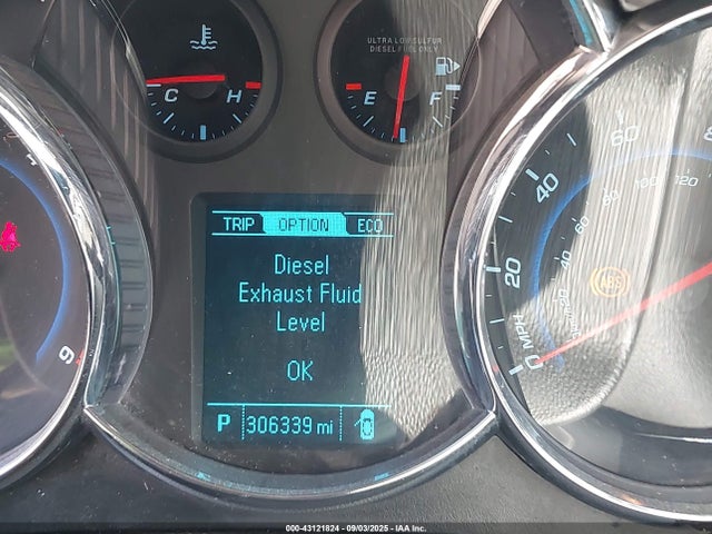 1G1P75SZ7E7166767 Chevrolet luz