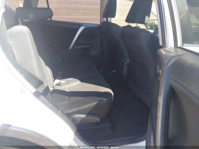 JTMZFREV8HJ702751 Toyota 2ar-fe