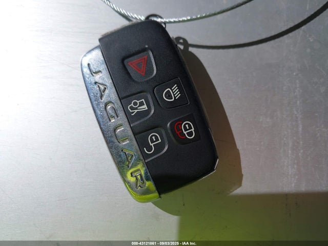 Jaguar aj20p 2018 SAJAE4FX6JCP35892 Image 11