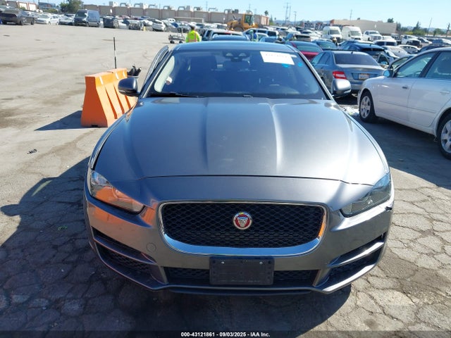 Jaguar aj20p 2018 SAJAE4FX6JCP35892 Image 12