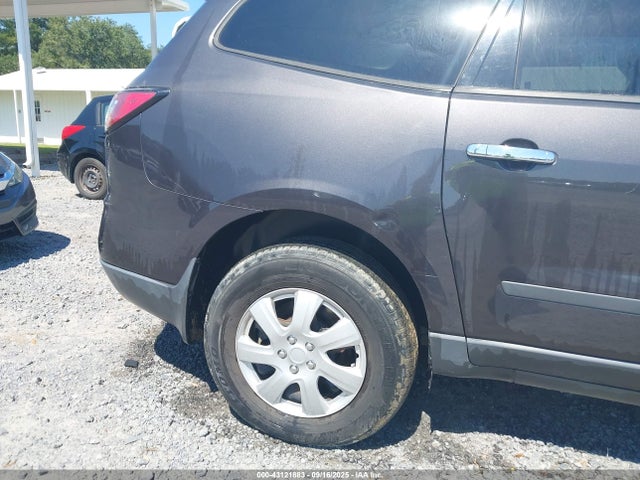 Продажа на аукционе авто 2015 Chevrolet Traverse Ls, vin: 1GNKRFED2FJ227004, номер лота: 43121883