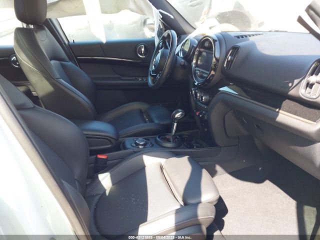 2019 MINI COUNTRYMAN WMZYT5C55K3G92131 Photo 4