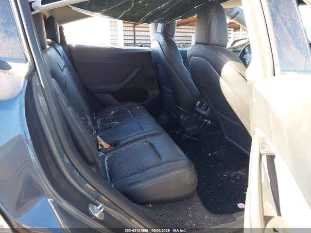 2023 TESLA MODEL Y 7SAYGDEE8PF598749 Photo 7