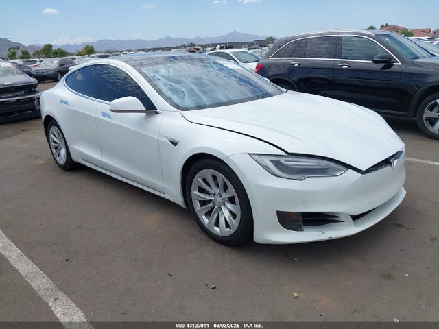 2016 TESLA MODEL S 5YJSA1E28GF150780 Photo 0
