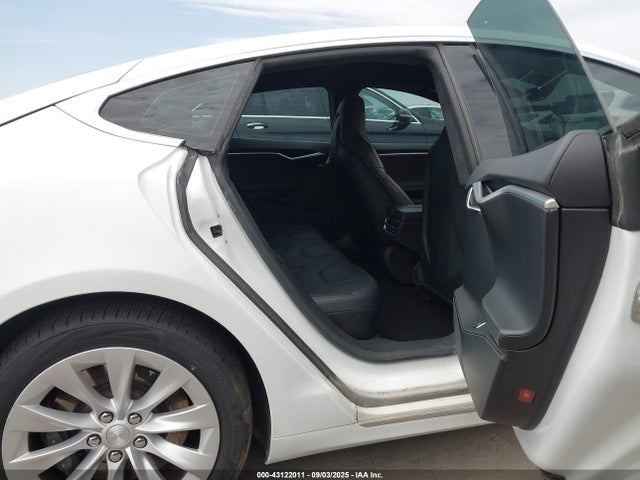 2016 TESLA MODEL S 5YJSA1E28GF150780 Photo 7