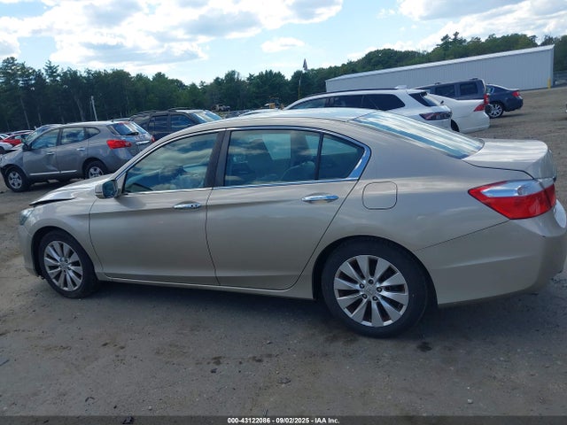 Honda k24w1 2015 1HGCR2F75FA242967 Image 14