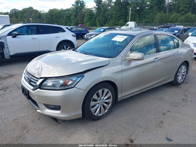 Honda k24w1 2015 1HGCR2F75FA242967 Image 2