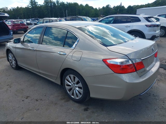 Honda k24w1 2015 1HGCR2F75FA242967 Image 3