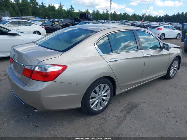Honda k24w1 2015 1HGCR2F75FA242967 Image 4