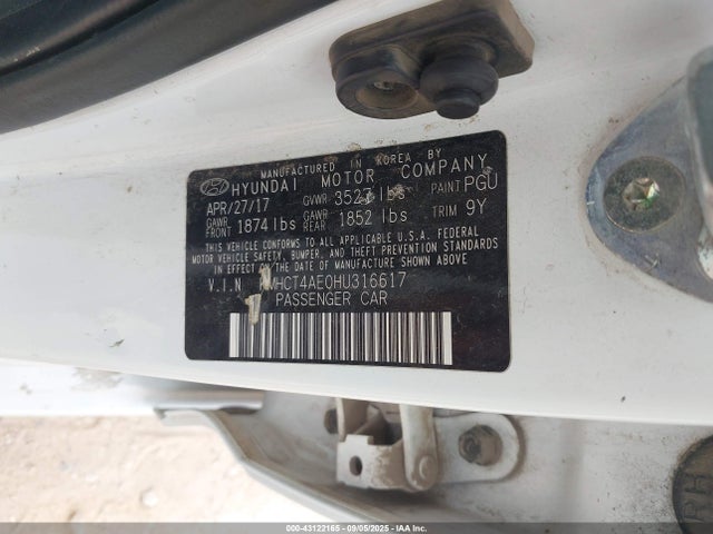 KMHCT4AE0HU316617 Hyundai Accent
