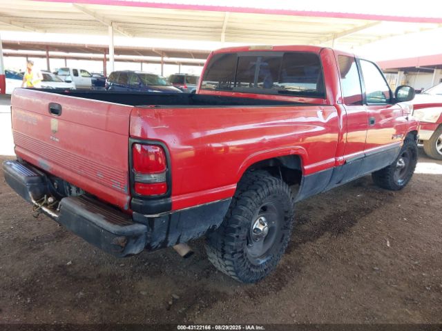 2000 DODGE RAM 1500 3B7HC13ZXYG110748 Photo 3