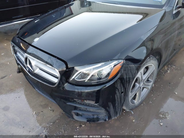 WDDZF4JB1HA102626 Mercedes-Benz m274