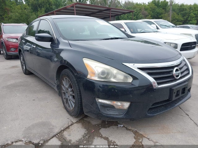 Nissan 2015 2015 1N4AL3AP7FC587867 Image 1