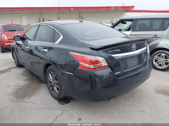 Nissan 2015 2015 1N4AL3AP7FC587867 Image 3