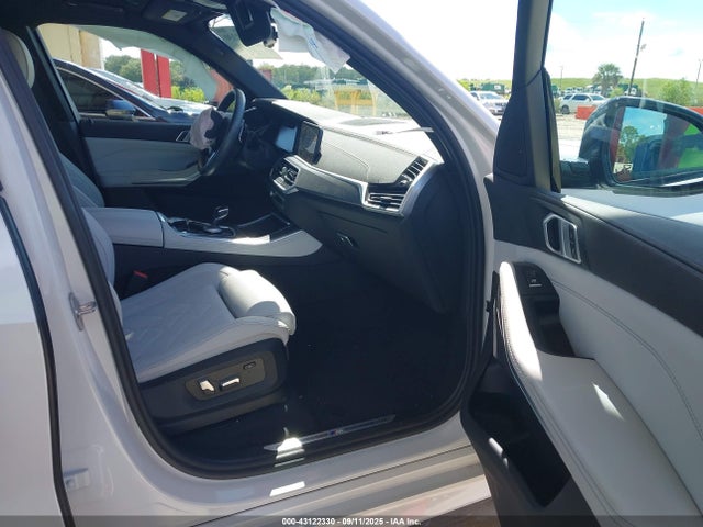5UXCR4C0XP9M85001 BMW 2023