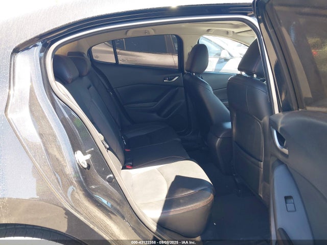 JM1BM1X78G1299568 Mazda pe