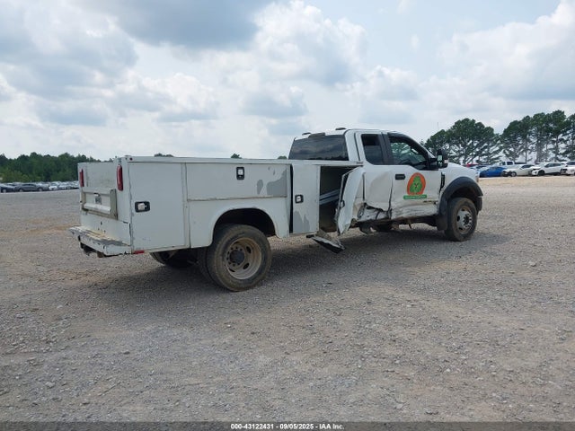 Ford 2022 2022 1FD0X5HT7NEE75545 Image 4