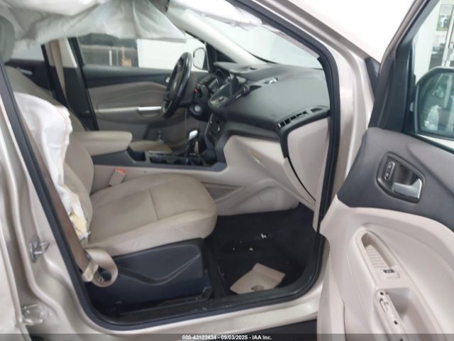 2018 FORD ESCAPE 1FMCU0GD2JUB36906 Photo 4