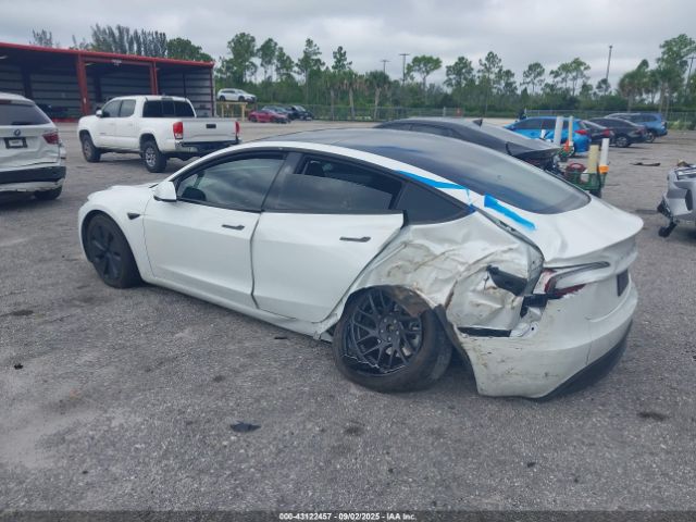 2024 TESLA MODEL 3 5YJ3E1EA4RF747363 Photo 2