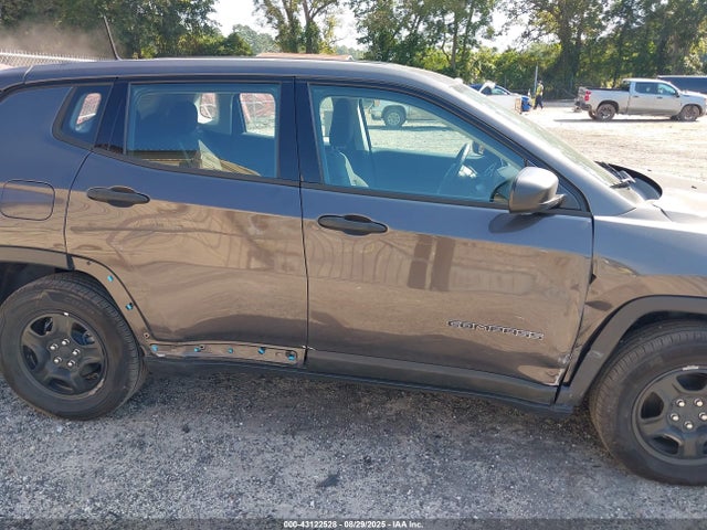 Jeep Compass 2018 3C4NJCAB5JT489293 Image 6