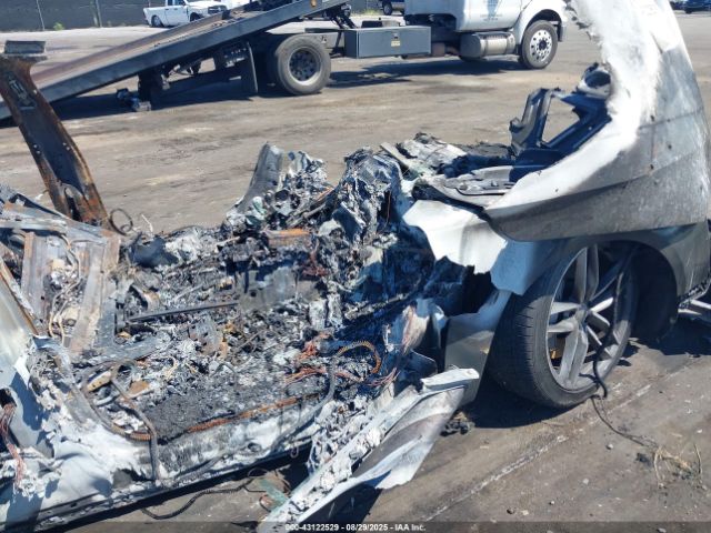 2017 AUDI A8 L WAU43AFD4HN017386 Photo 4