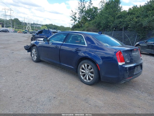 Chrysler 2015 2015 2C3CCARG0FH781637 Image 3