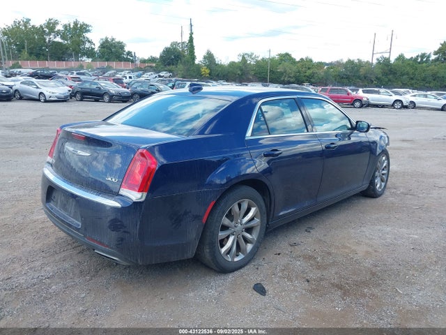 Chrysler 2015 2015 2C3CCARG0FH781637 Image 4