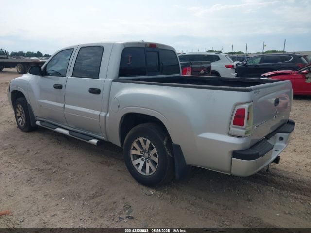 2007 MITSUBISHI RAIDER 1Z7HC28K07S126180 Photo 2
