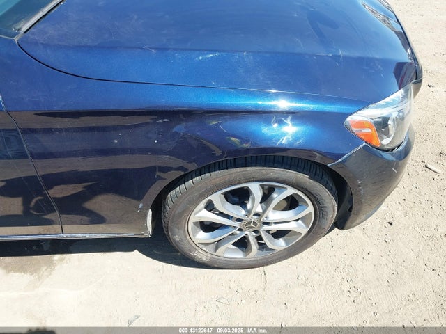 WDDWF4KB6JR311644 Mercedes-Benz m274
