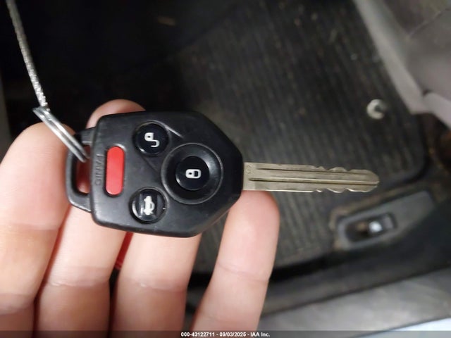 43122711 :رقم المزاد ، JF2SJADC2FH415302 vin ، 2015 Subaru Forester 2.5i Premium مزاد بيع