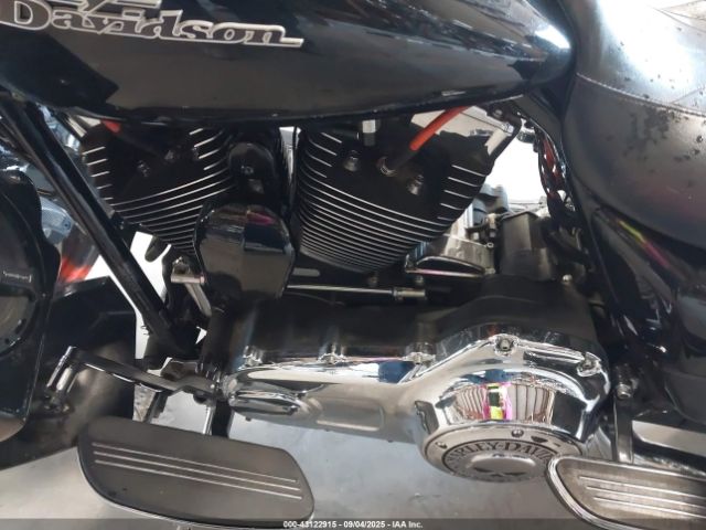 2012 HARLEY-DAVIDSON FLHX 1HD1KBM18CB668116 Photo 8