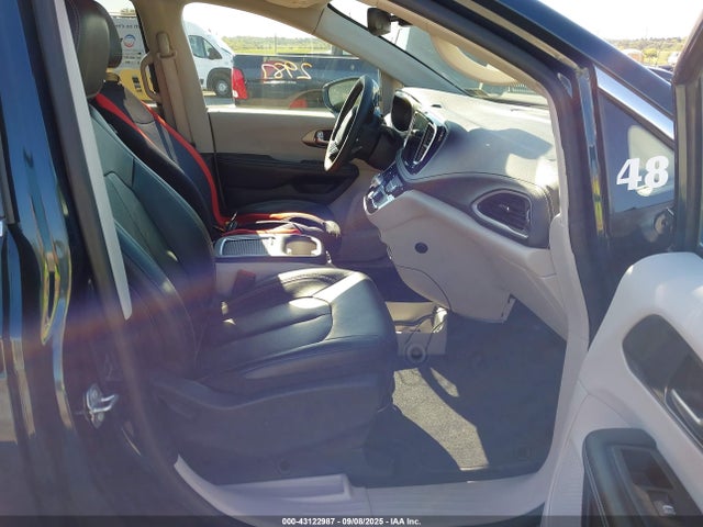 Продаж на аукціоні авто 2022 Chrysler Pacifica Touring L Awd, vin: 2C4RC3BG7NR161517, номер лоту: 43122987