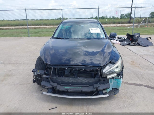 JN1EV7AP5JM358381 Infiniti Q50