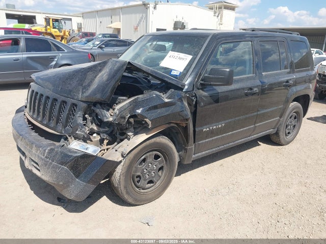 Jeep 2017 2017 1C4NJPBA2HD211903 Image 2