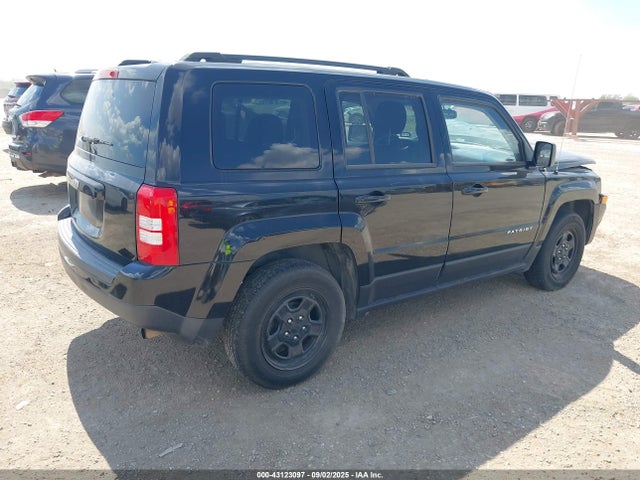 Jeep 2017 2017 1C4NJPBA2HD211903 Image 4