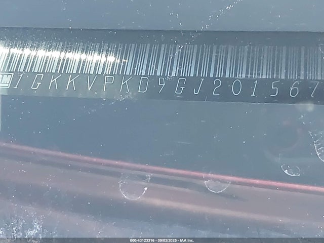 1GKKVPKD9GJ201567 GMC llt - sidi, alum, 60 degrees