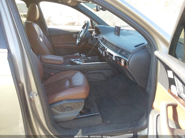 2017 AUDI Q7 WA1AAAF72HD008577 Photo 4