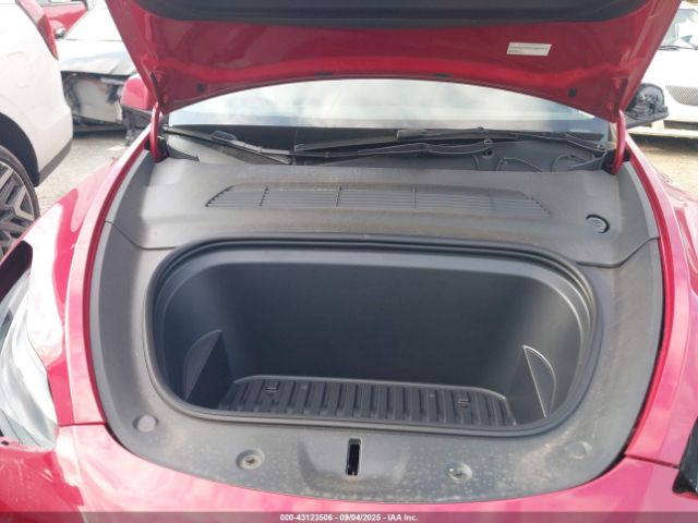 2023 TESLA MODEL Y 7SAYGDEE7PF673151 Photo 9