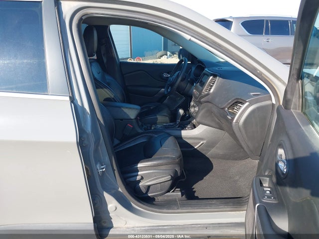 1C4PJLLB1KD470009 Jeep Cherokee