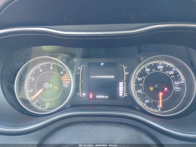 1C4PJLLB1KD470009 Jeep Cherokee