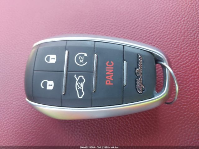 2021 ALFA ROMEO STELVIO ZASPAKBN3M7D16092 Photo 10